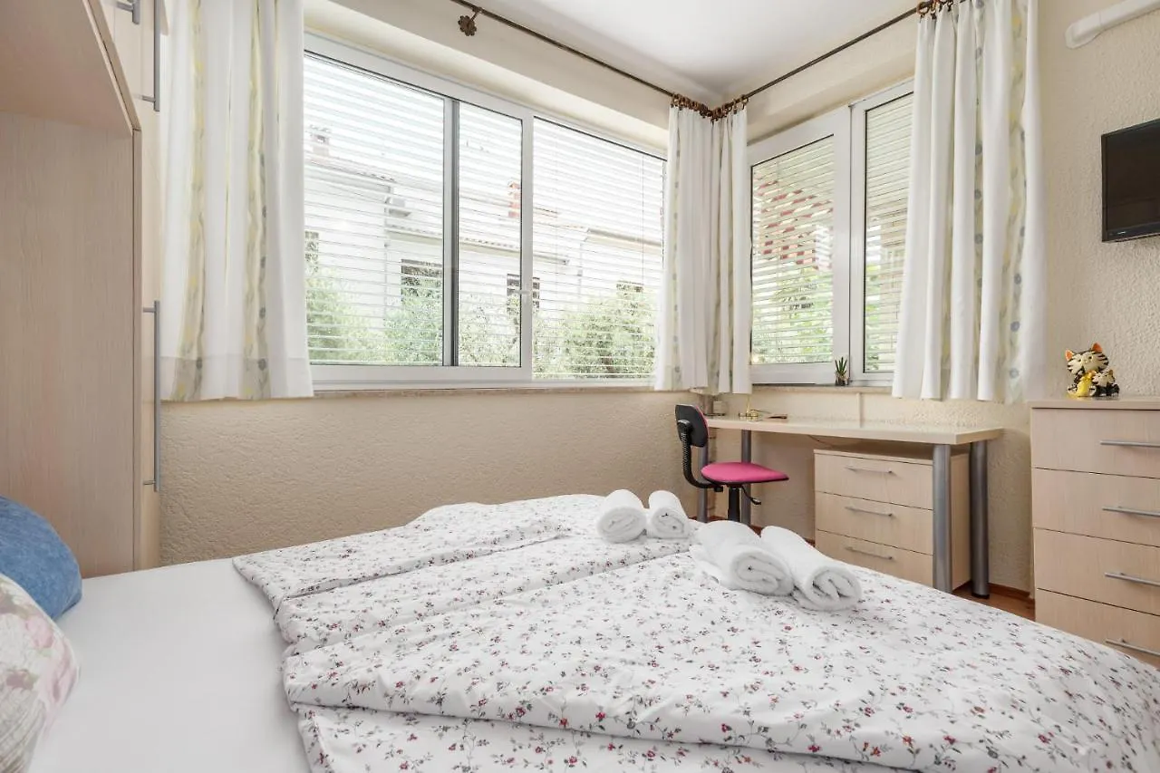 Apartments Nono Porec